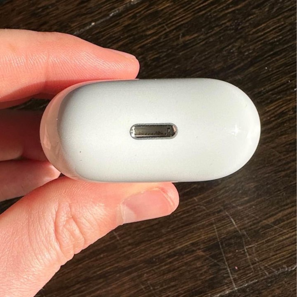AirPods